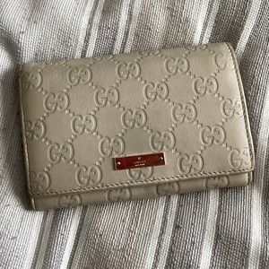 vintage Gucci compact wallet